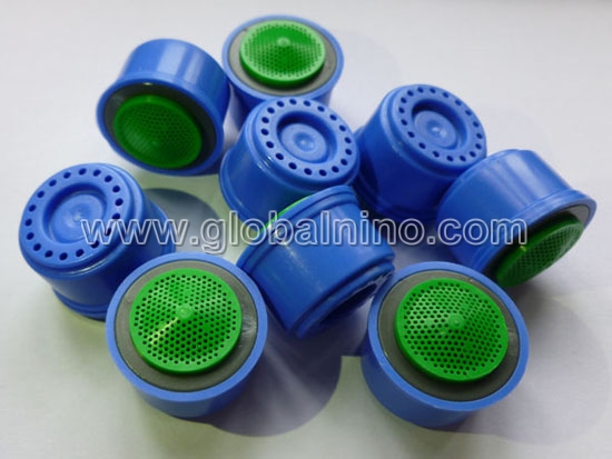 needle sprayer faucet water saver aerator